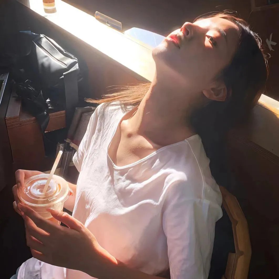 瓦舍之素舞遥